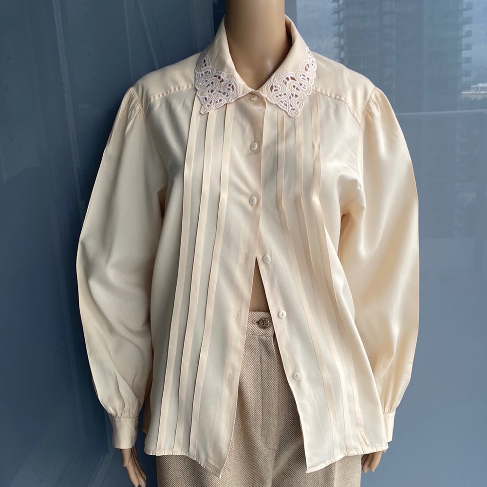 Vintage Cream  Shirt - Picture 2 of 14
